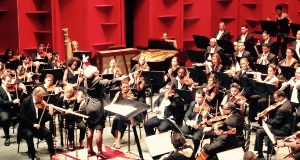 Zenaida Romeu, una noche esplendorosa al frente de la Orquesta Sinfónica de República Dominicana